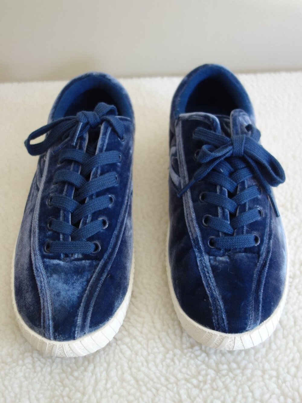EUC MADEWELL x TRETORN Blue Velvety Lace-Up Sneakers / Shoes 6.5